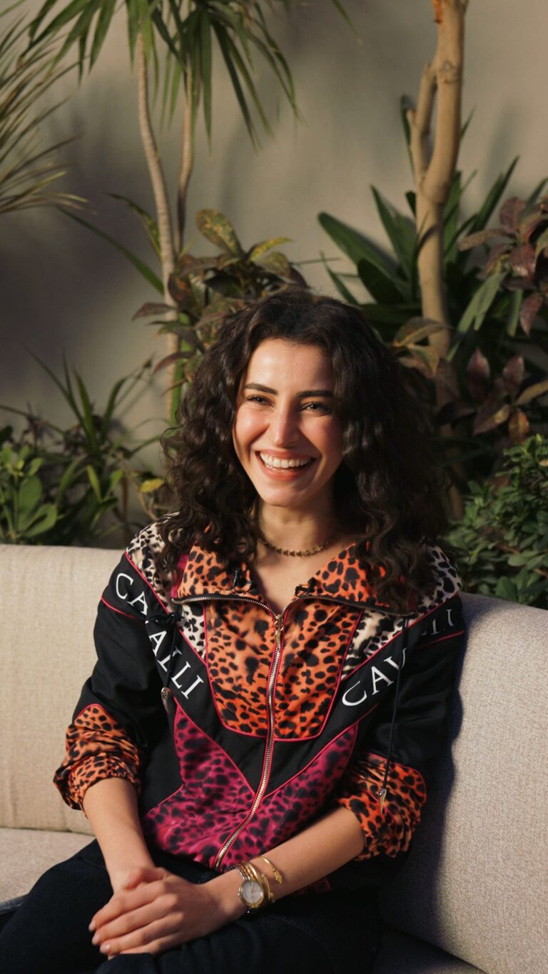 سارة الشامي عن طفولتها، وتجسيد الشخصيات غير القابلة